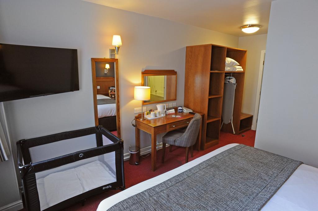 Brentwood Inn By Greene King Inns Rotherham Værelse billede
