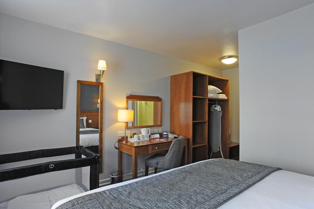 Brentwood Inn By Greene King Inns Rotherham Eksteriør billede